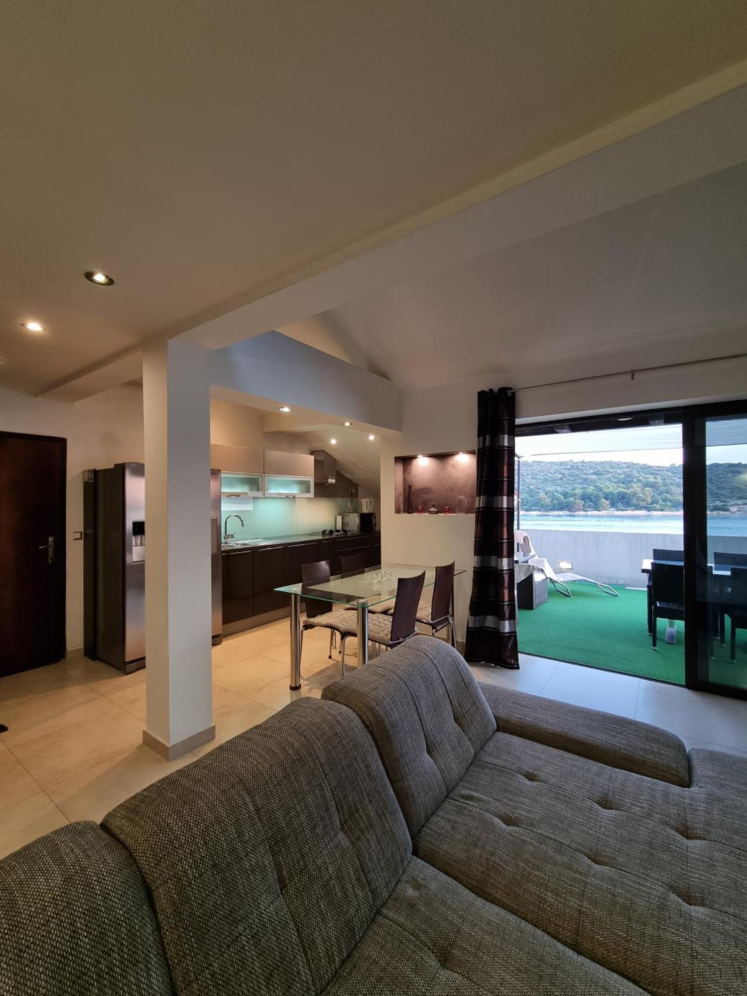 Apartments Miranda Kaprije Bilik gambar