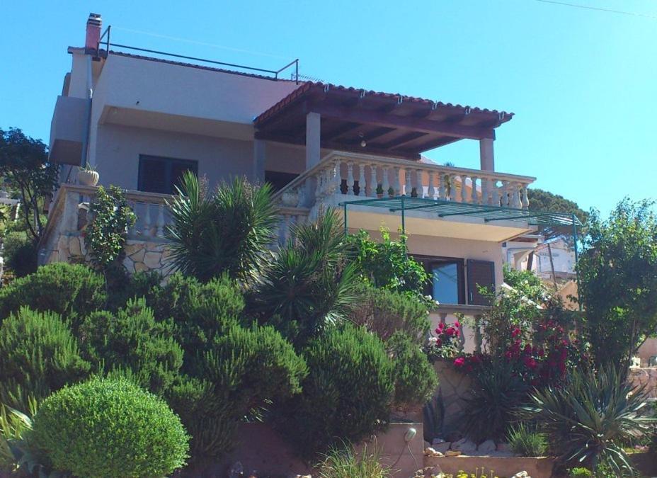 Apartments Miranda Kaprije Luaran gambar